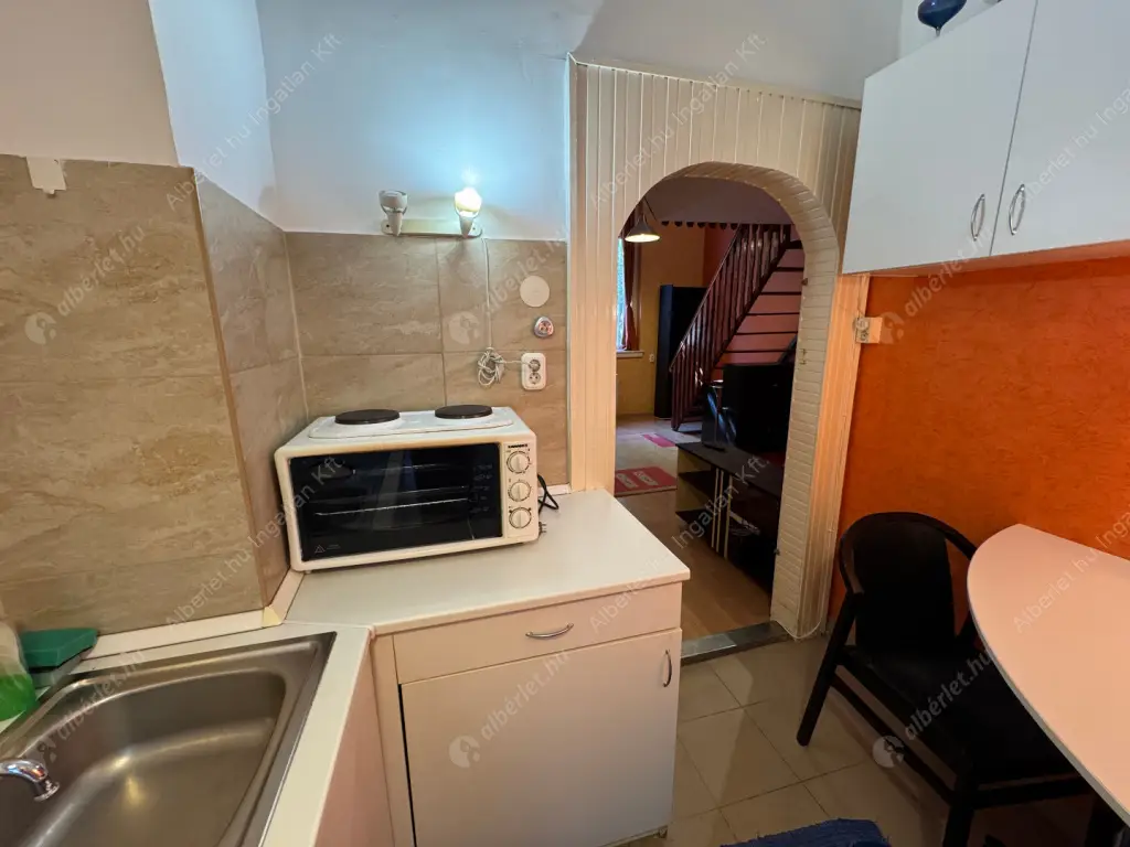 Kiadó albérlet 180000 Ft/hó áron: Budapest, XIV. kerület  Angol utca. Mérete: 31 nm, 1 szobás | Alberlet.hu - 6556043