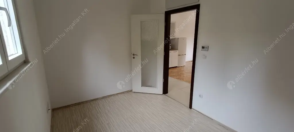 Kiadó albérlet 225000 Ft/hó áron: Budapest, XIV. kerület  Bácskai utca. Mérete: 44 nm, 2 szobás | Alberlet.hu - 6584291