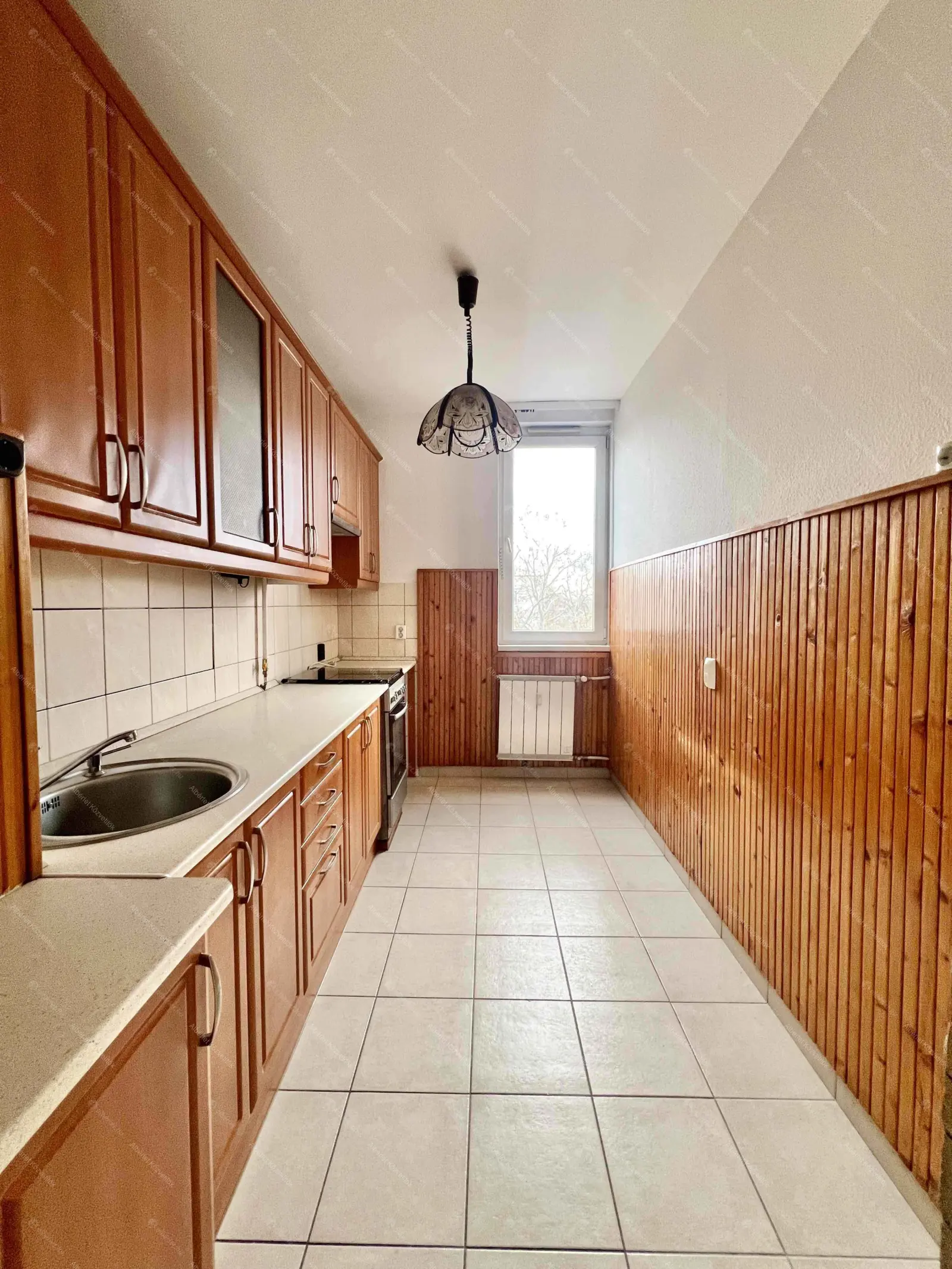 Kiadó albérlet 170000 Ft/hó áron: Budapest, XIV. kerület  Balázs park. Mérete: 48 nm, 2 szobás | Alberlet.hu - 6643637