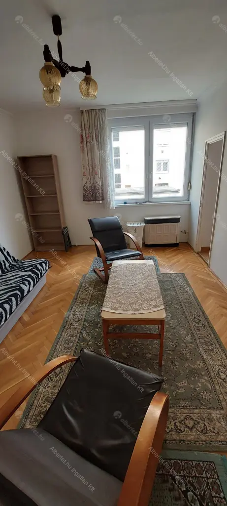 Kiadó albérlet 190000 Ft/hó áron: Budapest, XIV. kerület  Báróczy utca. Mérete: 29 nm, 1 szobás | Alberlet.hu - 6705013