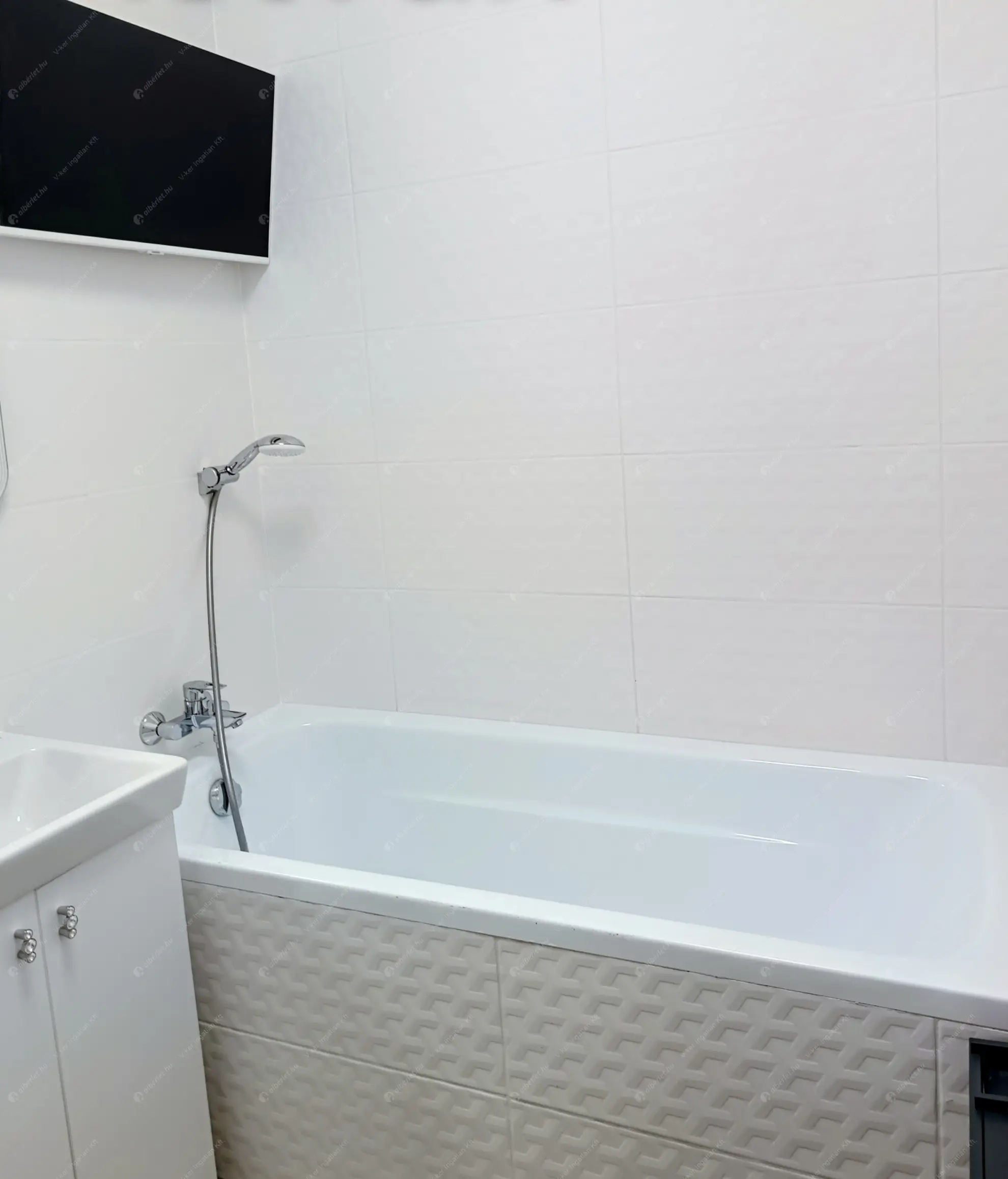 Kiadó albérlet 360000 Ft/hó áron: Budapest, XIV. kerület  Bartl János utca. Mérete: 53 nm, 2 szobás | Alberlet.hu - 6550263