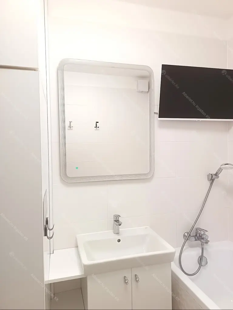 Kiadó albérlet 360000 Ft/hó áron: Budapest, XIV. kerület  Bartl János utca. Mérete: 53 nm, 2 szobás | Alberlet.hu - 6708758