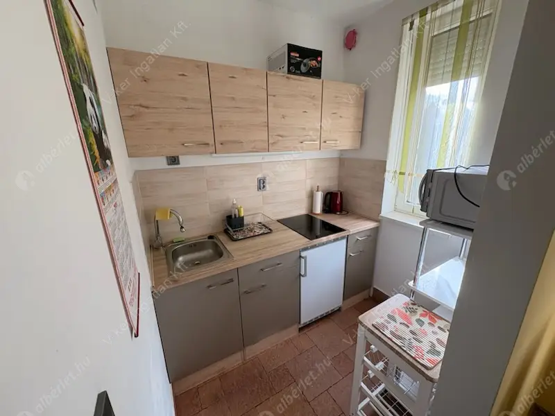 Kiadó albérlet 170000 Ft/hó áron: Budapest, XIV. kerület  Beckó utca. Mérete: 30 nm, 1 szobás | Alberlet.hu - 6576679