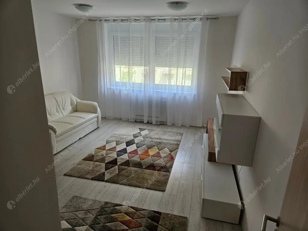 Kiadó albérlet 230000 Ft/hó áron: Budapest, XIV. kerület  Bíbor utca. Mérete: 30 nm, 1 szobás | Alberlet.hu - 6634183