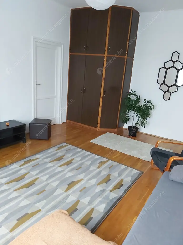 Kiadó albérlet 220000 Ft/hó áron: Budapest, XIV. kerület  Bolgárkerék utca. Mérete: 54 nm, 2 szobás | Alberlet.hu - 6584682