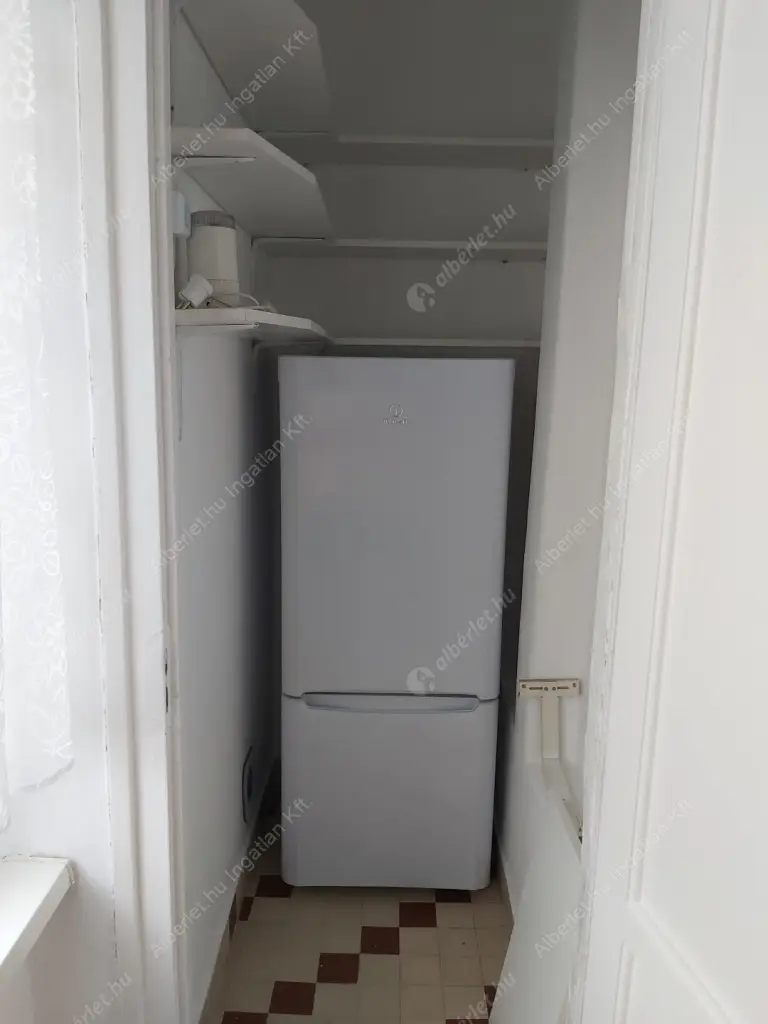 Kiadó albérlet 220000 Ft/hó áron: Budapest, XIV. kerület  Bolgárkerék utca. Mérete: 54 nm, 2 szobás | Alberlet.hu - 6584687