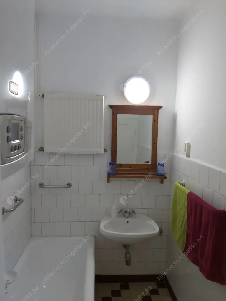Kiadó albérlet 220000 Ft/hó áron: Budapest, XIV. kerület  Bolgárkerék utca. Mérete: 54 nm, 2 szobás | Alberlet.hu - 6584689