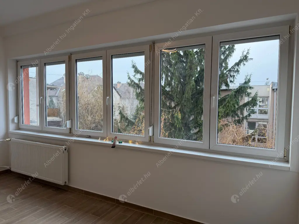 Kiadó albérlet 290000 Ft/hó áron: Budapest, XIV. kerület  Bonyhádi út. Mérete: 36 nm, 1 szobás | Alberlet.hu - 6613392