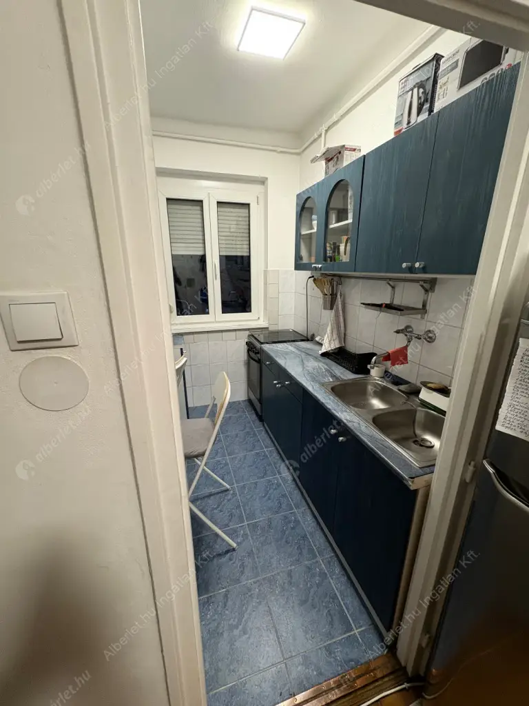 Kiadó albérlet 240000 Ft/hó áron: Budapest, XIV. kerület  Bosnyák tér. Mérete: 40 nm, 1 szobás | Alberlet.hu - 6597531