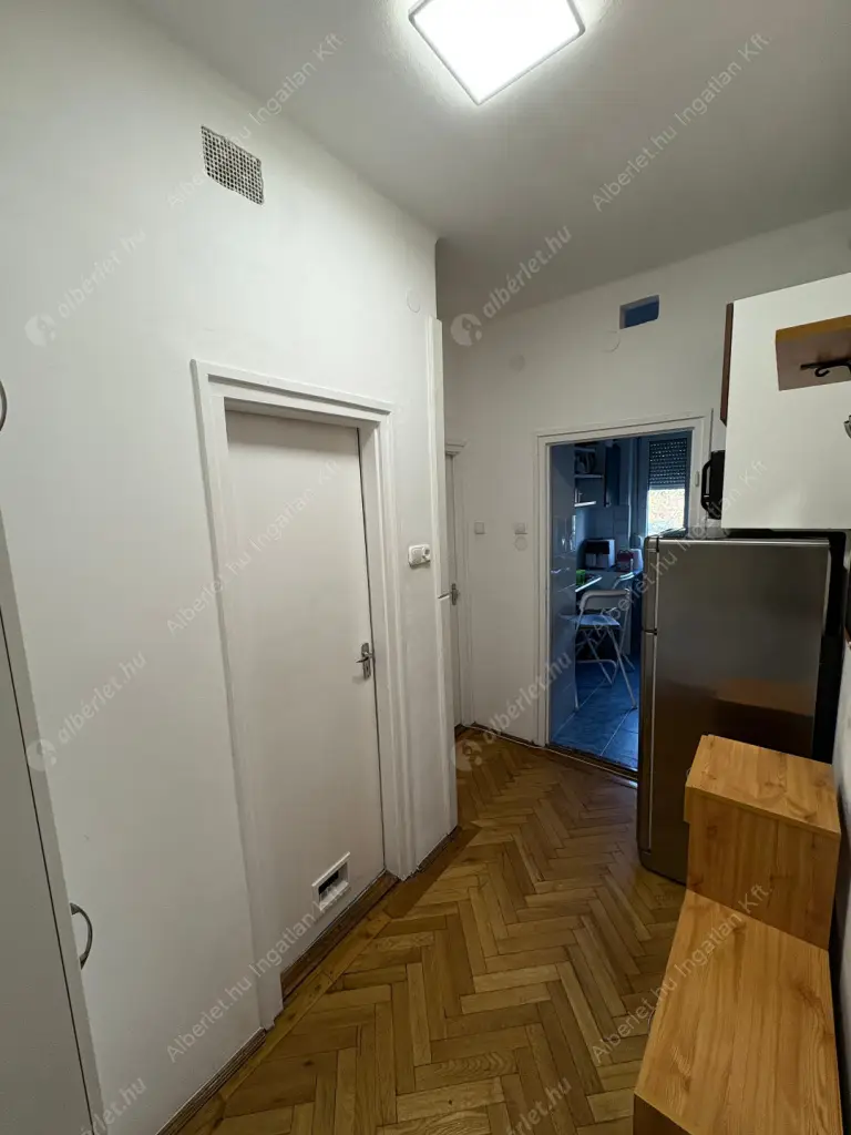 Kiadó albérlet 240000 Ft/hó áron: Budapest, XIV. kerület  Bosnyák tér. Mérete: 40 nm, 1 szobás | Alberlet.hu - 6623149