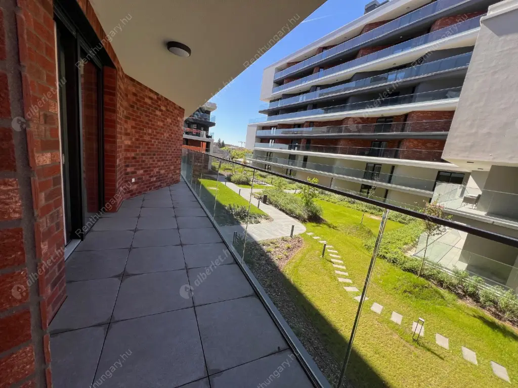 Kiadó albérlet 360000 Ft/hó áron: Budapest, XIV. kerület  Bosnyák tér. Mérete: 49 nm, 2 szobás | Alberlet.hu - 6527982