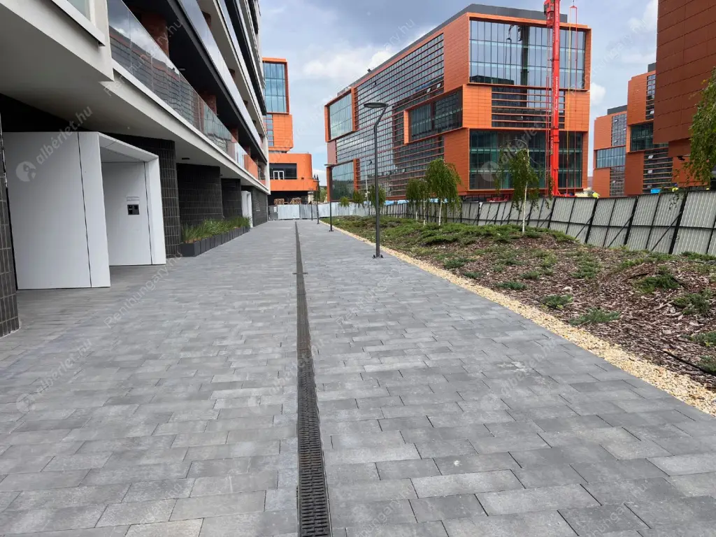 Kiadó albérlet 360000 Ft/hó áron: Budapest, XIV. kerület  Bosnyák tér. Mérete: 49 nm, 2 szobás | Alberlet.hu - 6527984