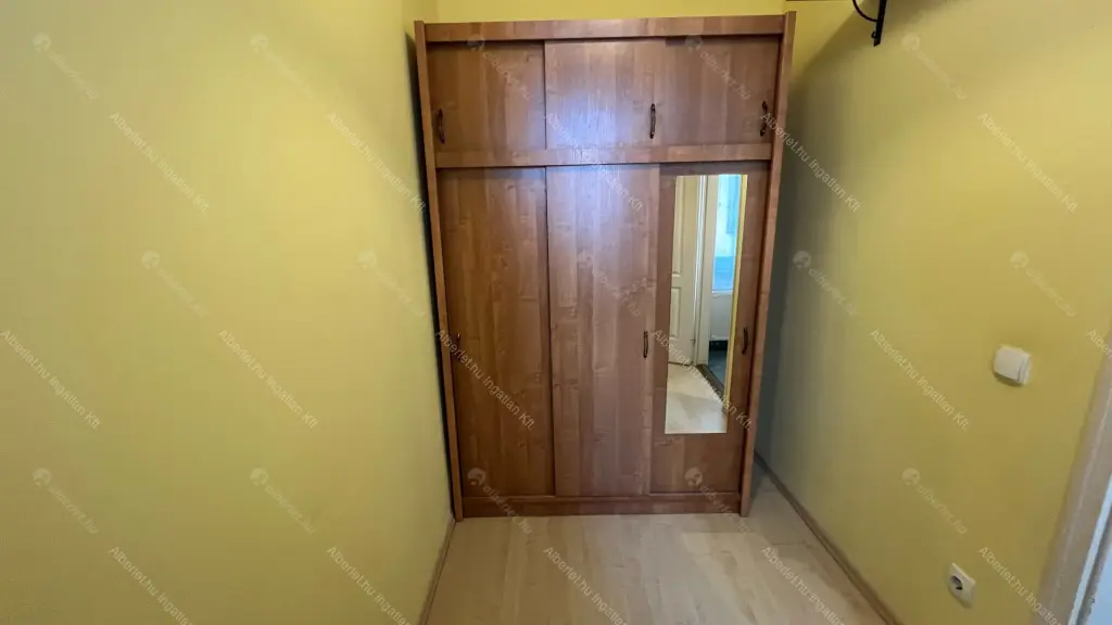 Kiadó albérlet 250000 Ft/hó áron: Budapest, XIV. kerület  Bosnyák tér. Mérete: 62 nm, 2 szobás | Alberlet.hu - 6666177