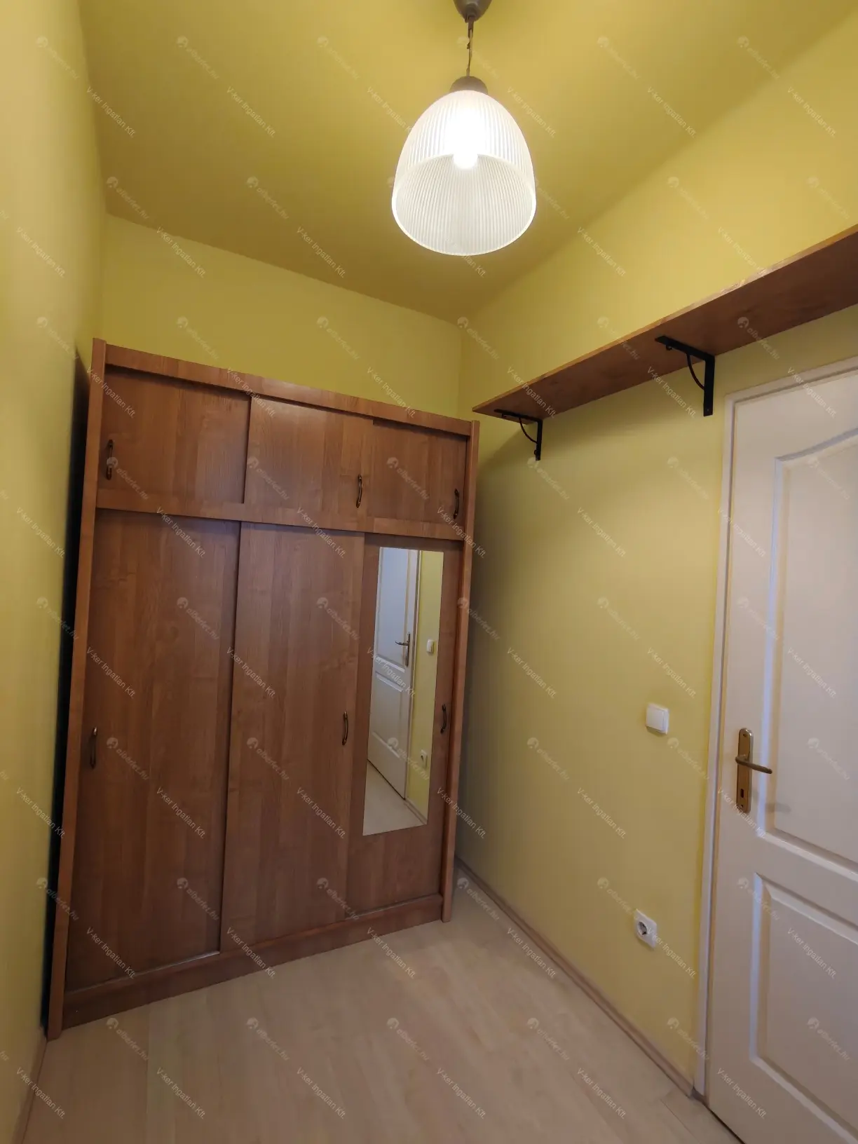 Kiadó albérlet 250000 Ft/hó áron: Budapest, XIV. kerület  Bosnyák tér. Mérete: 62 nm, 2 szobás | Alberlet.hu - 6662131