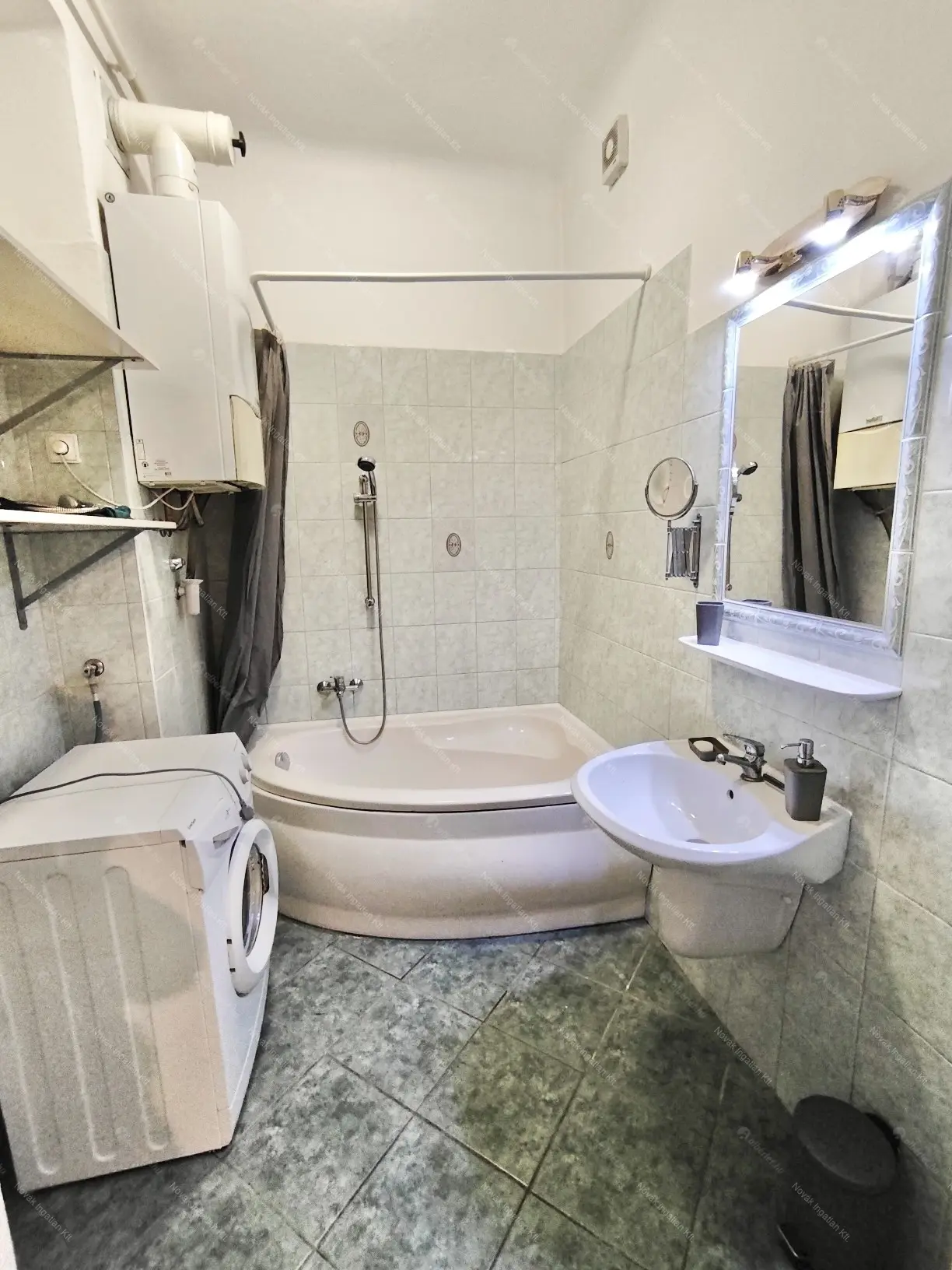 Kiadó albérlet 250000 Ft/hó áron: Budapest, XIV. kerület  Bosnyák tér. Mérete: 62 nm, 2 szobás | Alberlet.hu - 6668141