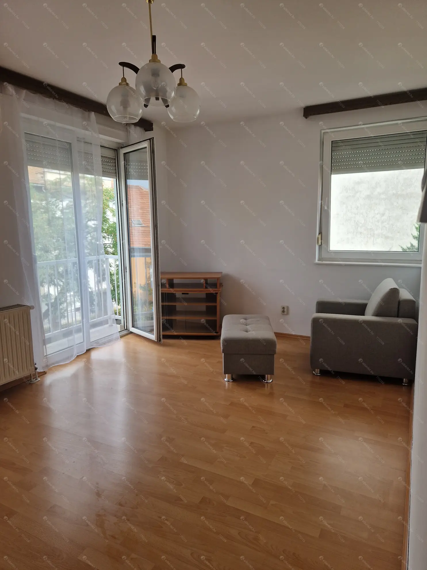 Kiadó albérlet 295000 Ft/hó áron: Budapest, XIV. kerület  Bosnyák tér. Mérete: 65 nm, 3 szobás | Alberlet.hu - 6569655