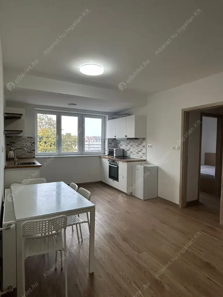Kiadó albérlet 480000 Ft/hó áron: Budapest, XIV. kerület  Bosnyák utca. Mérete: 112 nm, 4 szobás | Alberlet.hu - 6574810