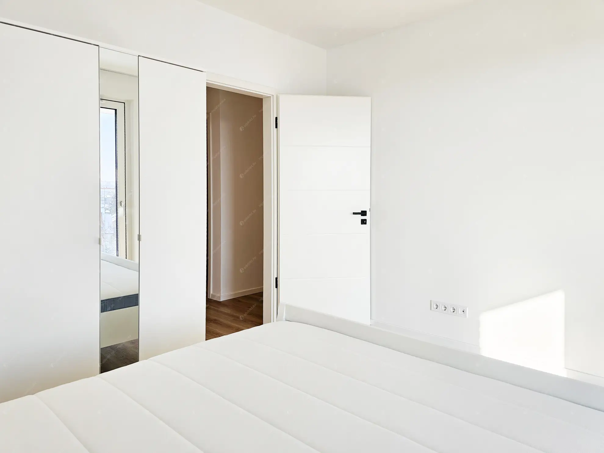 Kiadó albérlet 750000 Ft/hó áron: Budapest, XIV. kerület  Bosnyák utca. Mérete: 112 nm, 4 szobás | Alberlet.hu - 6618453