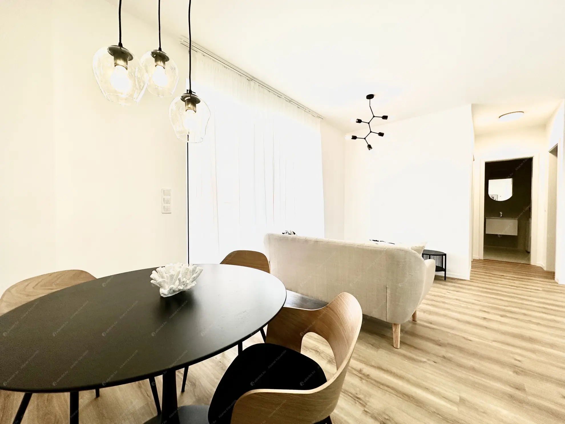 Kiadó albérlet 340000 Ft/hó áron: Budapest, XIV. kerület  Bosnyák utca. Mérete: 47 nm, 2 szobás | Alberlet.hu - 6587805