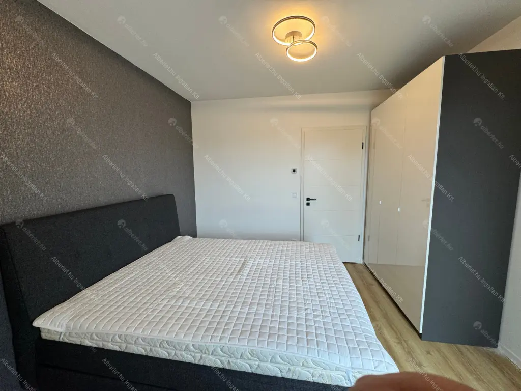 Kiadó albérlet 284000 Ft/hó áron: Budapest, XIV. kerület  Bosnyák utca. Mérete: 47 nm, 2 szobás | Alberlet.hu - 6644594