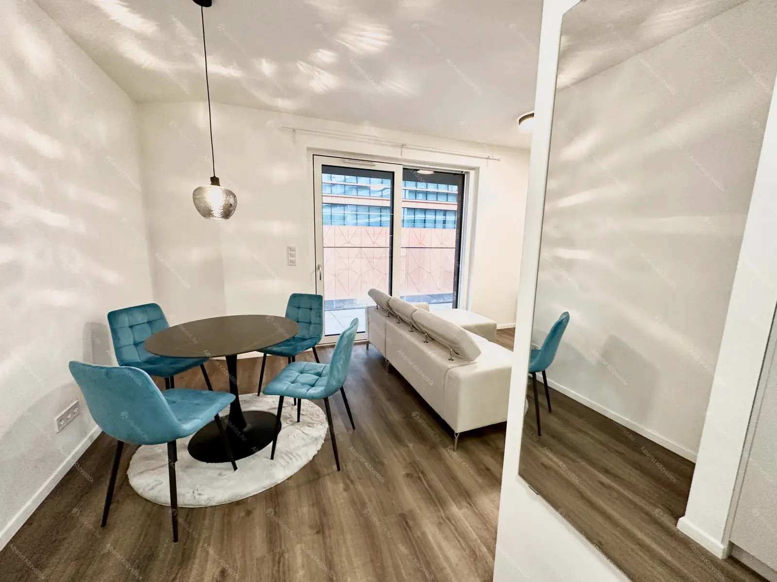 Kiadó albérlet 340000 Ft/hó áron: Budapest, XIV. kerület  Bosnyák utca. Mérete: 47 nm, 2 szobás | Alberlet.hu - 6656047