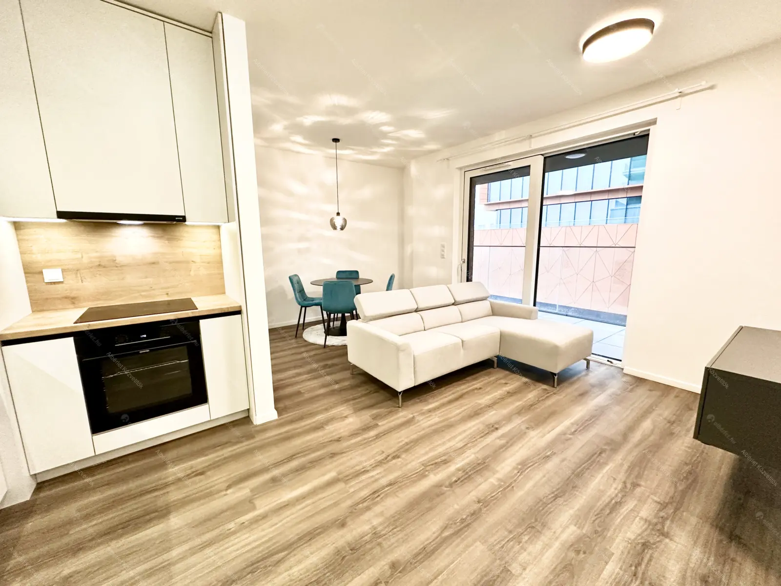 Kiadó albérlet 340000 Ft/hó áron: Budapest, XIV. kerület  Bosnyák utca. Mérete: 47 nm, 2 szobás | Alberlet.hu - 6656053