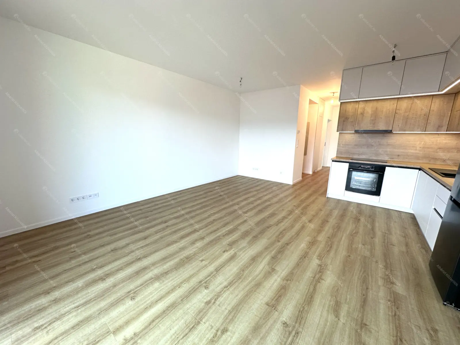 Kiadó albérlet 350000 Ft/hó áron: Budapest, XIV. kerület  Bosnyák utca. Mérete: 63 nm, 3 szobás | Alberlet.hu - 6708106