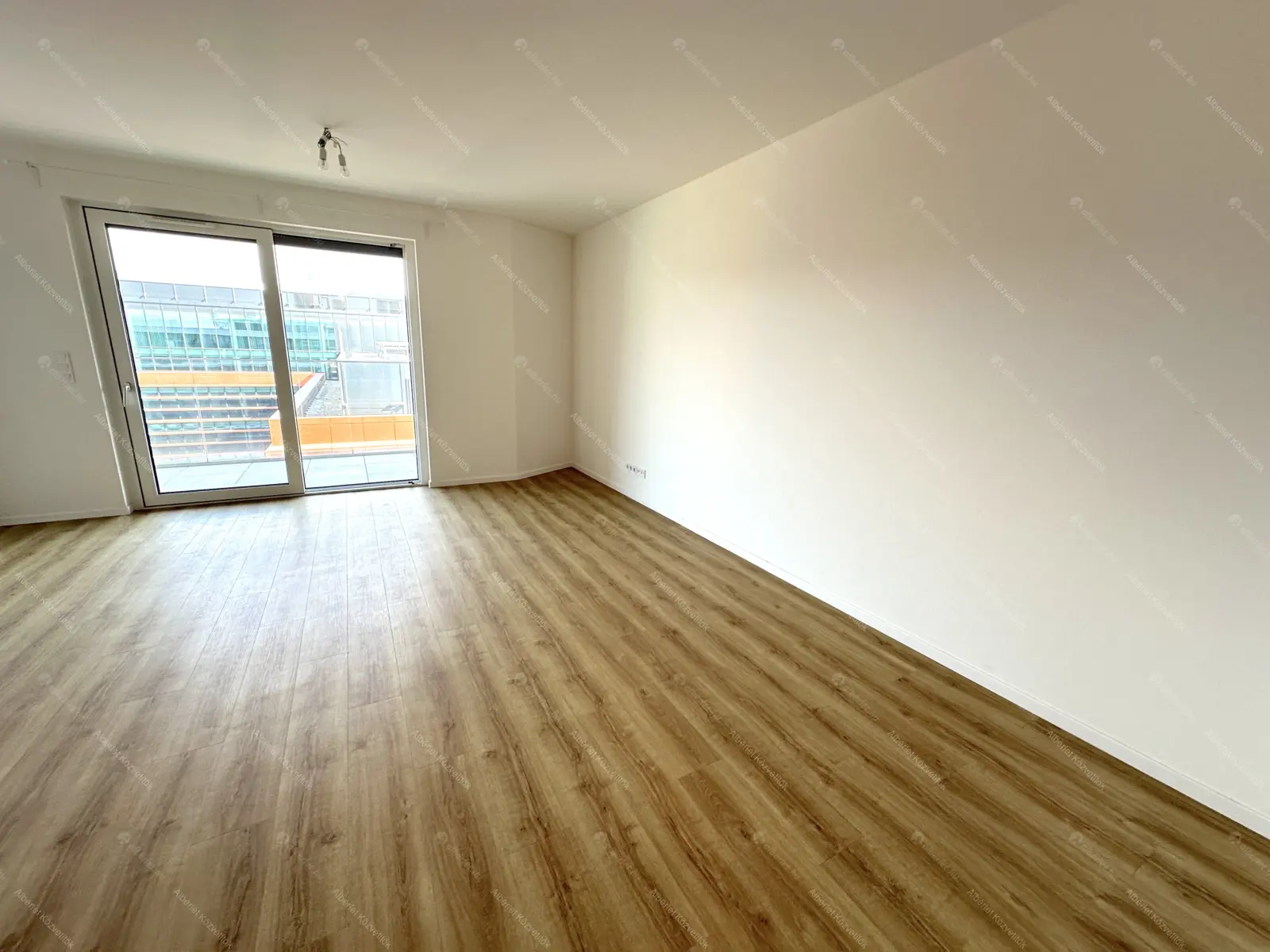 Kiadó albérlet 350000 Ft/hó áron: Budapest, XIV. kerület  Bosnyák utca. Mérete: 63 nm, 3 szobás | Alberlet.hu - 6708107