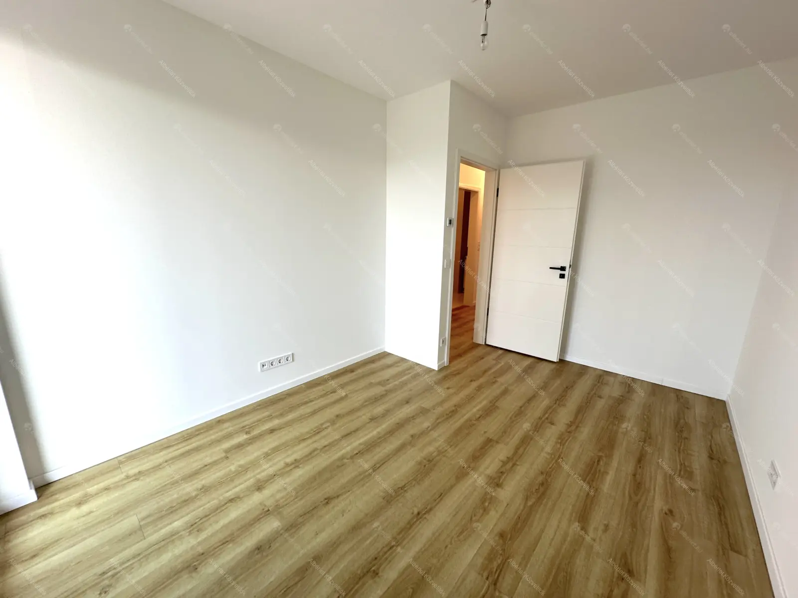 Kiadó albérlet 350000 Ft/hó áron: Budapest, XIV. kerület  Bosnyák utca. Mérete: 63 nm, 3 szobás | Alberlet.hu - 6708128