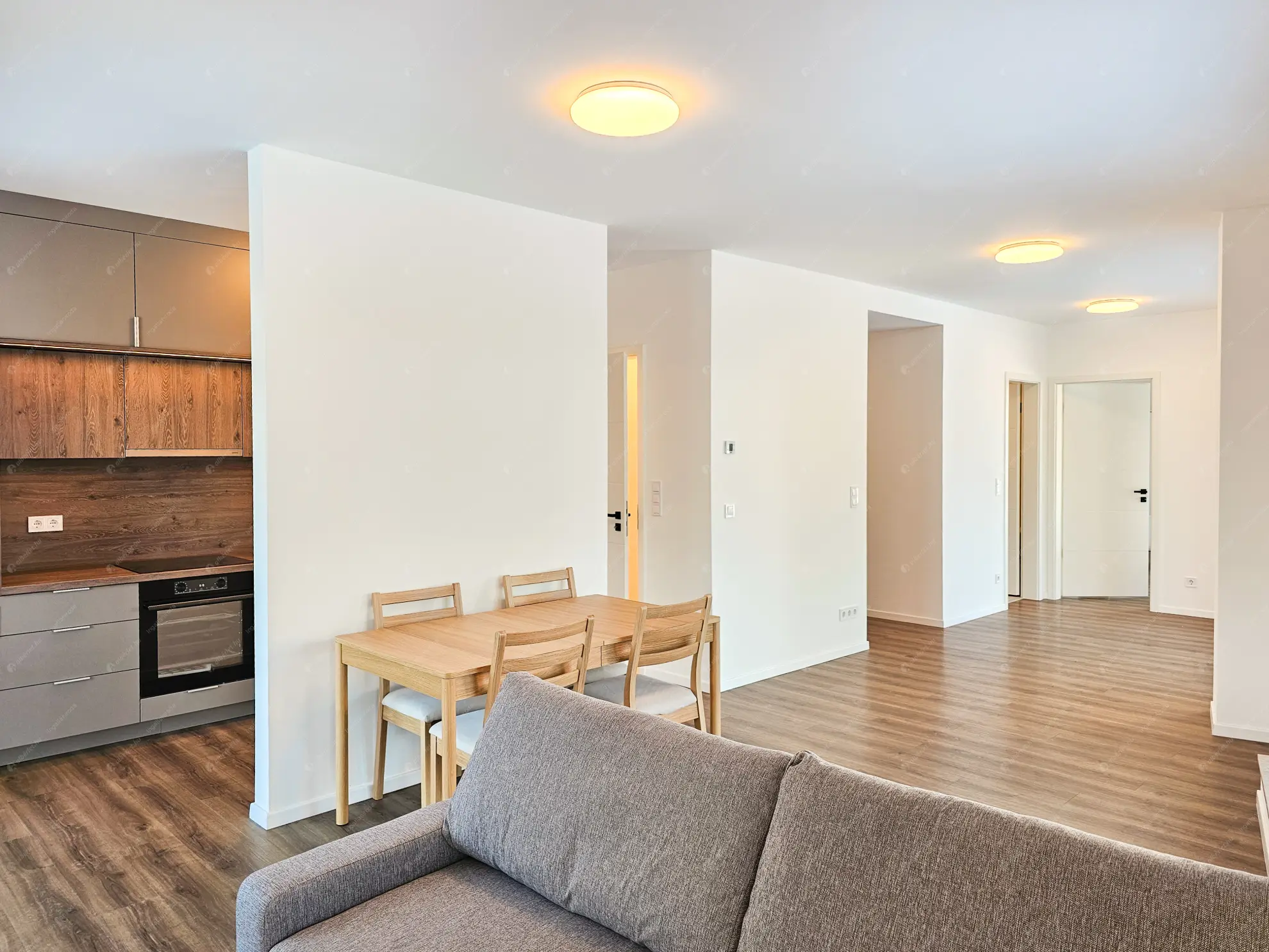 Kiadó albérlet 399000 Ft/hó áron: Budapest, XIV. kerület  Bosnyák utca. Mérete: 65 nm, 2 szobás | Alberlet.hu - 6618421