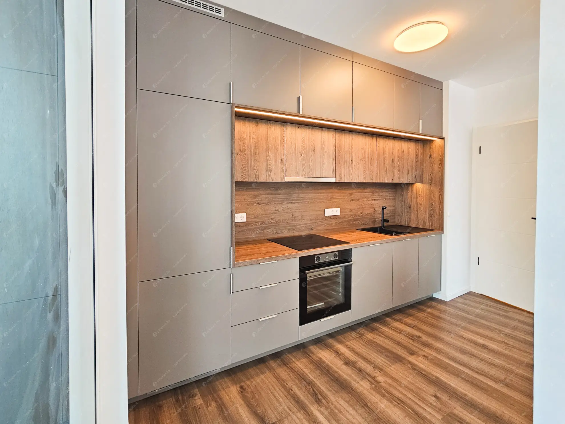 Kiadó albérlet 399000 Ft/hó áron: Budapest, XIV. kerület  Bosnyák utca. Mérete: 65 nm, 2 szobás | Alberlet.hu - 6618422