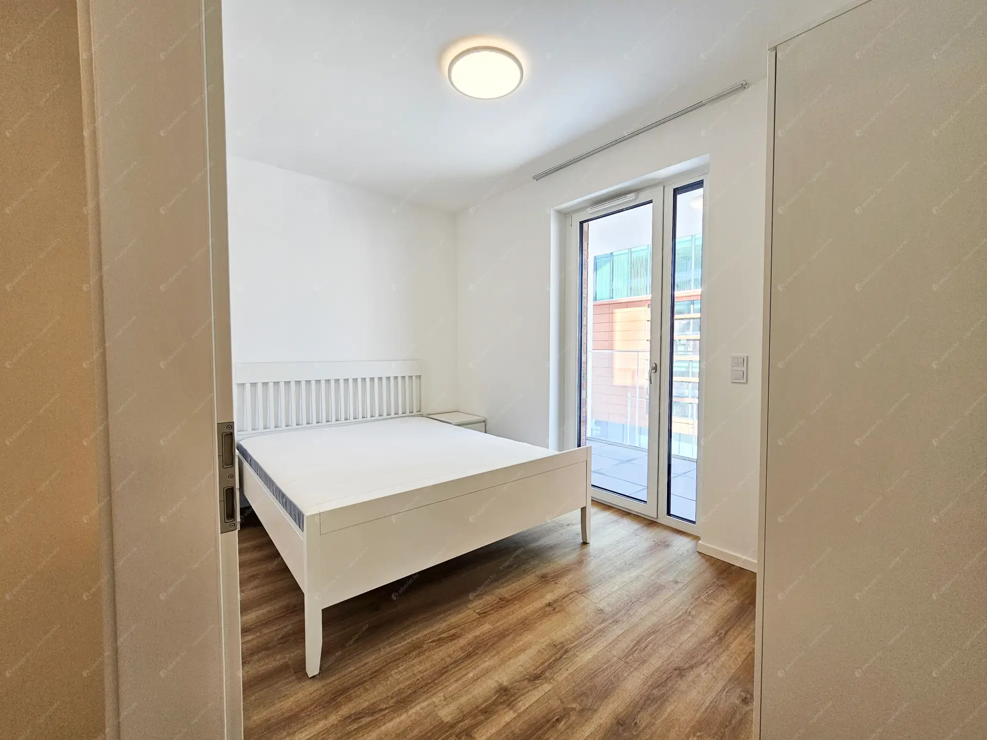 Kiadó albérlet 450000 Ft/hó áron: Budapest, XIV. kerület  Bosnyák utca. Mérete: 65 nm, 3 szobás | Alberlet.hu - 6617702