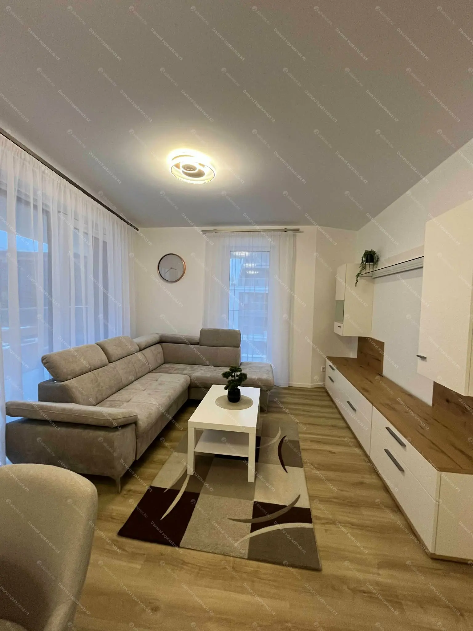 Kiadó albérlet 500000 Ft/hó áron: Budapest, XIV. kerület  Bosnyák utca. Mérete: 65 nm, 3 szobás | Alberlet.hu - 6661314