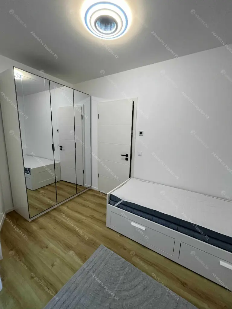 Kiadó albérlet 500000 Ft/hó áron: Budapest, XIV. kerület  Bosnyák utca. Mérete: 65 nm, 3 szobás | Alberlet.hu - 6666154