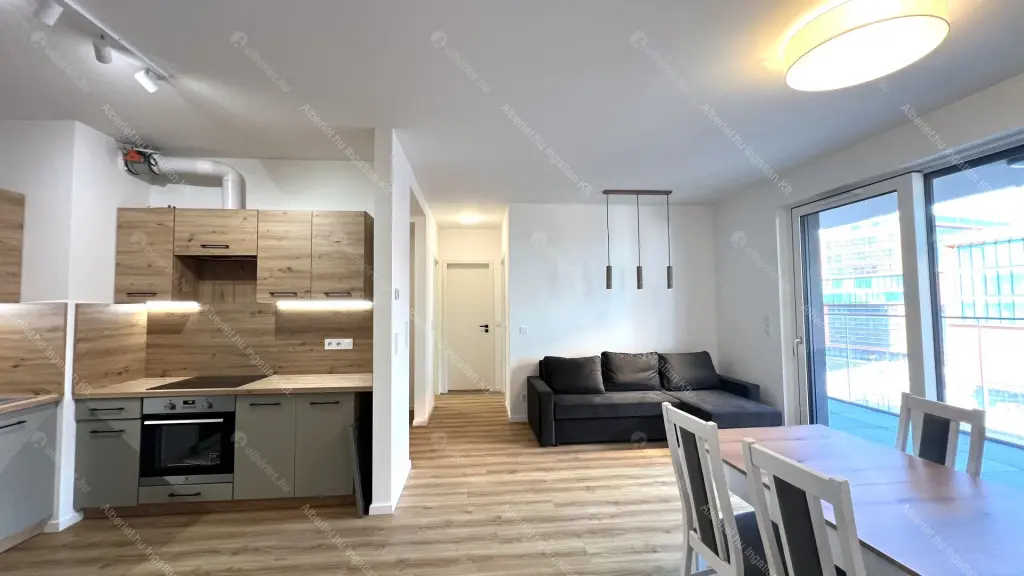 Kiadó albérlet 450000 Ft/hó áron: Budapest, XIV. kerület  Bosnyák utca. Mérete: 81 nm, 3 szobás | Alberlet.hu - 6677436