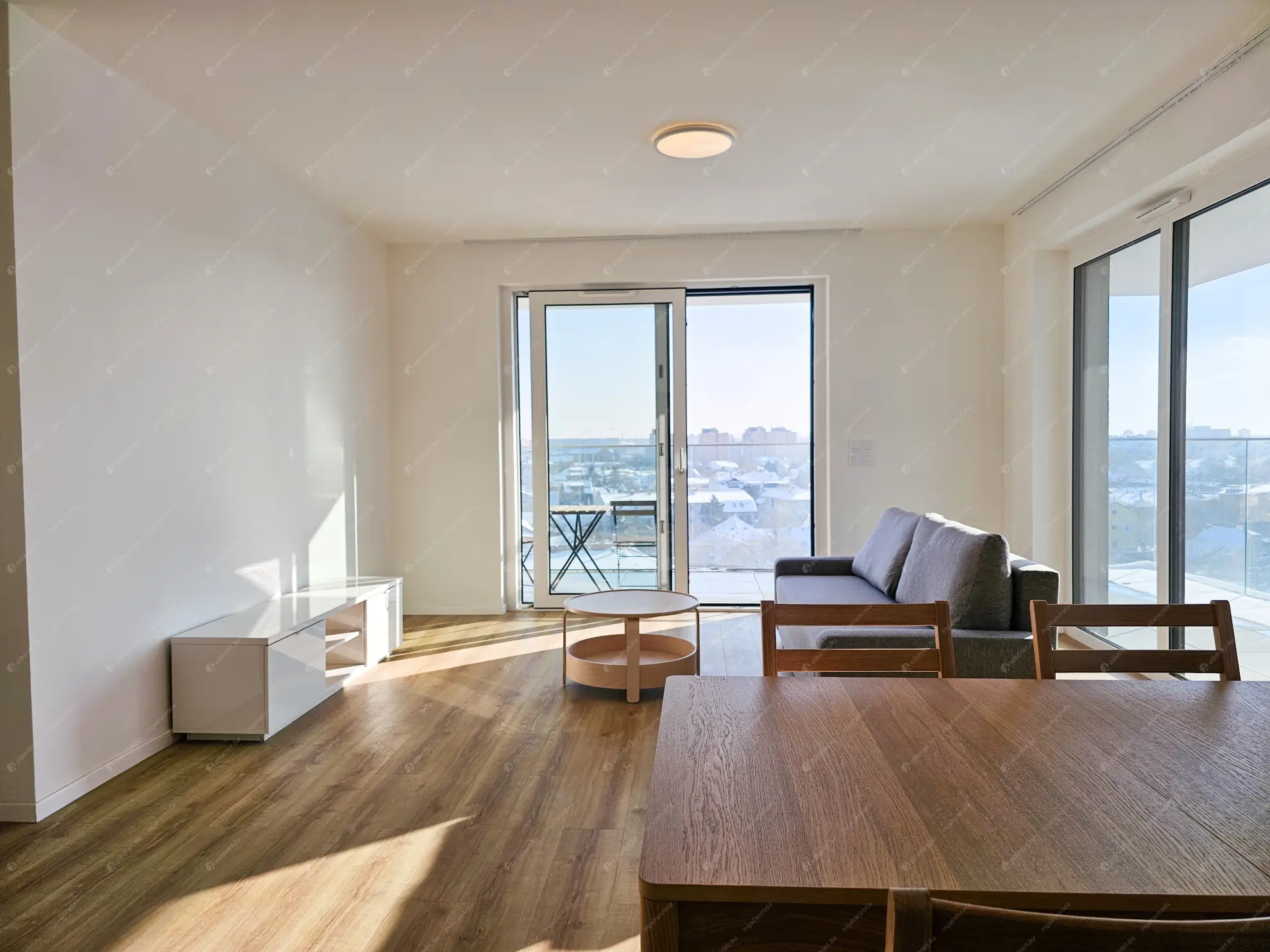 Kiadó albérlet 750000 Ft/hó áron: Budapest, XIV. kerület  Bosnyák utca. Mérete: 99 nm, 4 szobás | Alberlet.hu - 6617842