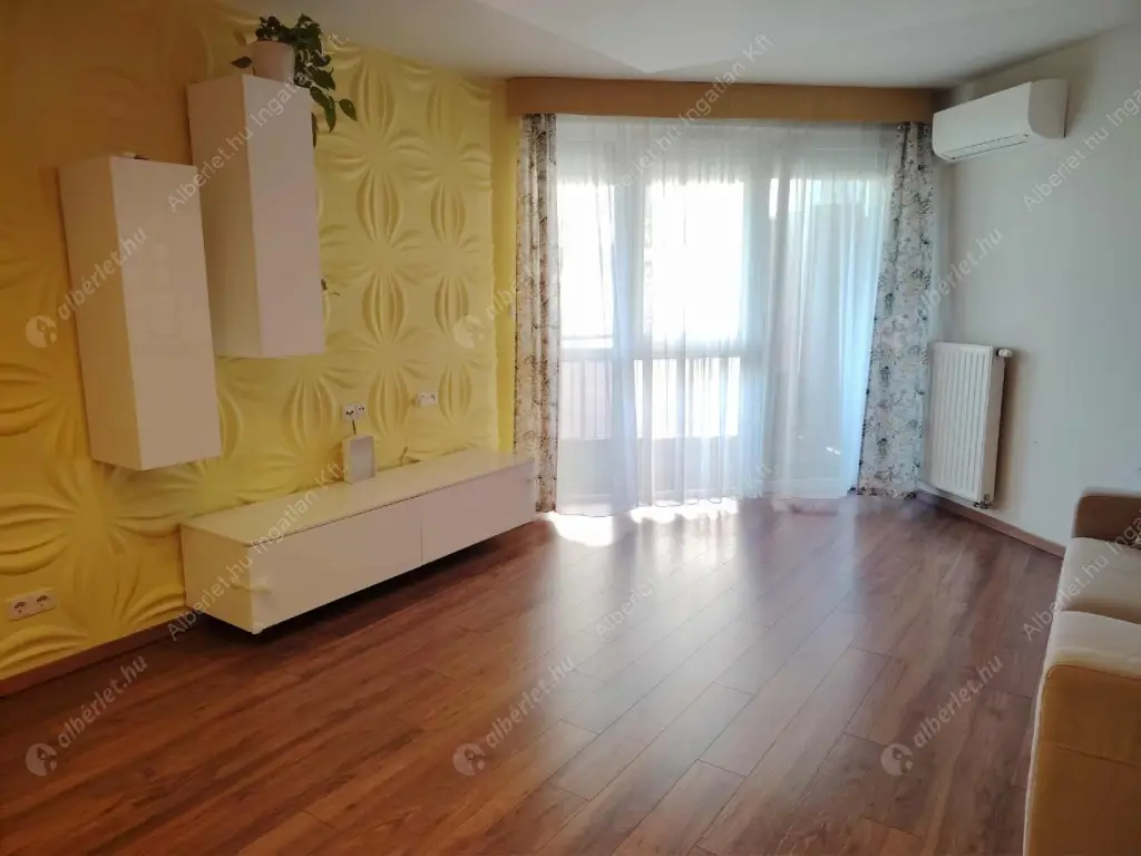 Kiadó albérlet 385000 Ft/hó áron: Budapest, XIV. kerület  Cházár András utca. Mérete: 71 nm, 3 szobás | Alberlet.hu - 6582089