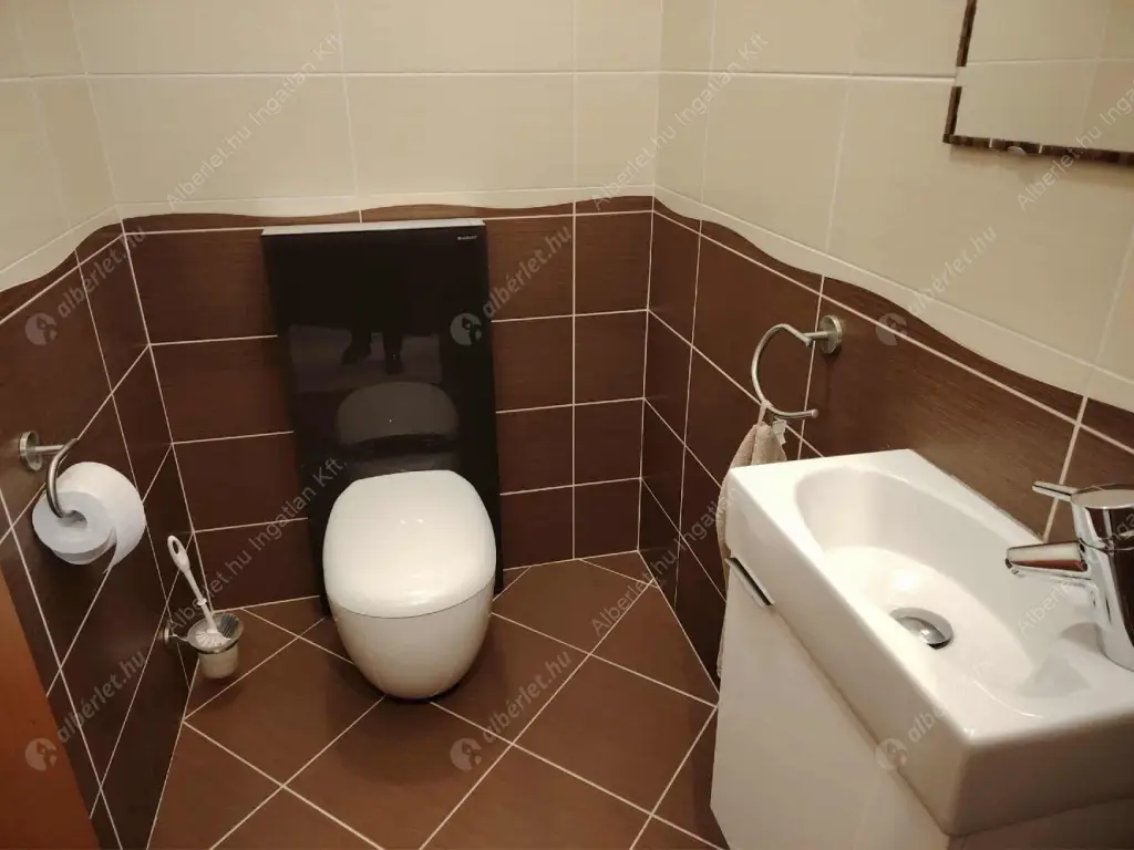 Kiadó albérlet 385000 Ft/hó áron: Budapest, XIV. kerület  Cházár András utca. Mérete: 71 nm, 3 szobás | Alberlet.hu - 6582101