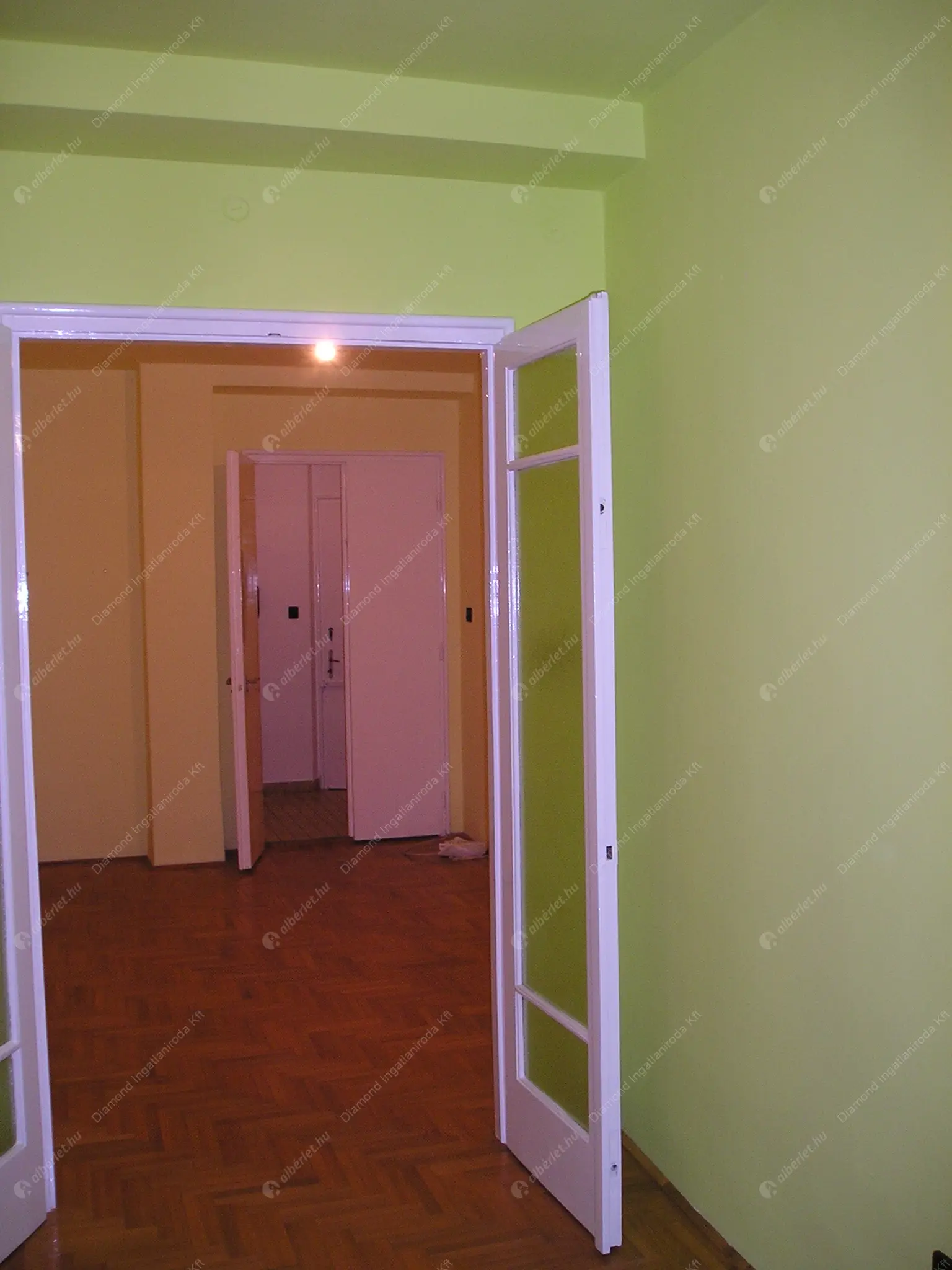 Kiadó albérlet 200000 Ft/hó áron: Budapest, XIV. kerület  Columbus utca. Mérete: 53 nm, 1 szobás | Alberlet.hu - 6639226