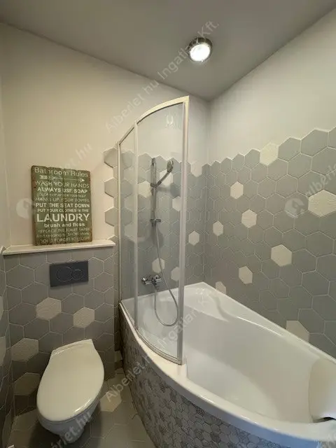 Kiadó albérlet 280000 Ft/hó áron: Budapest, XIV. kerület  Csantavér köz. Mérete: 50 nm, 2 szobás | Alberlet.hu - 6626597