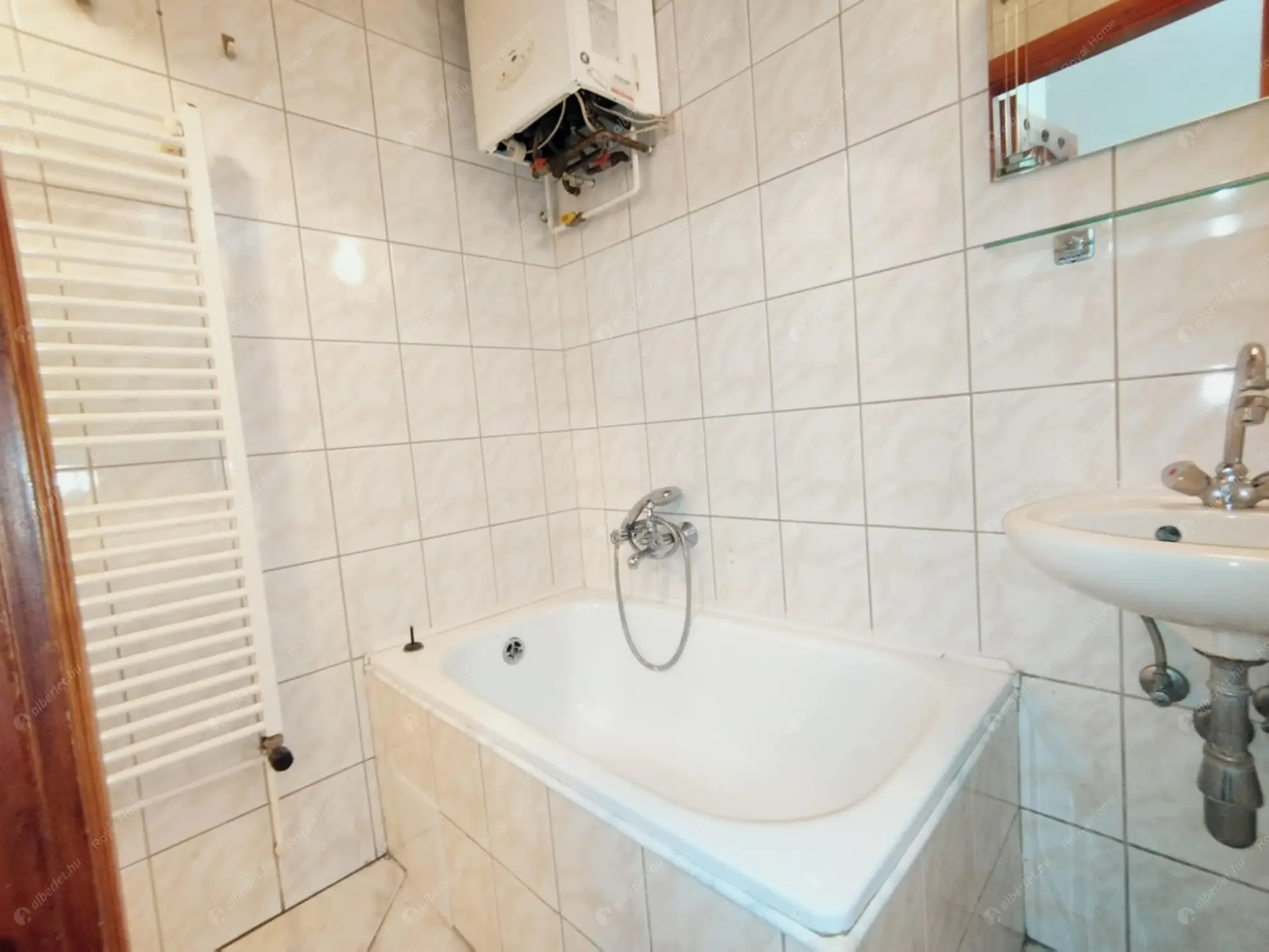 Kiadó albérlet 169000 Ft/hó áron: Budapest, XIV. kerület  Czobor utca. Mérete: 33 nm, 1 szobás | Alberlet.hu - 6571413