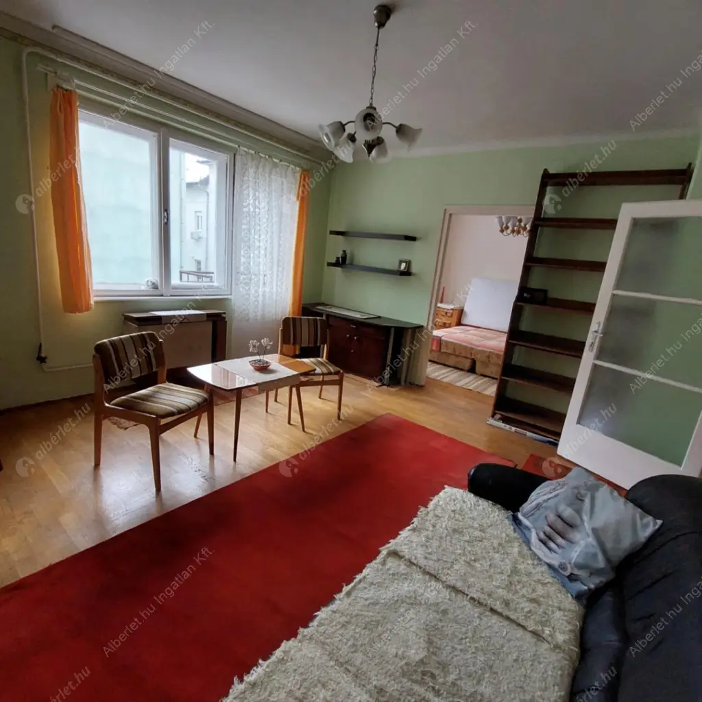 Kiadó albérlet 230000 Ft/hó áron: Budapest, XIV. kerület  Dorozsma köz. Mérete: 70 nm, 3 szobás | Alberlet.hu - 6588706