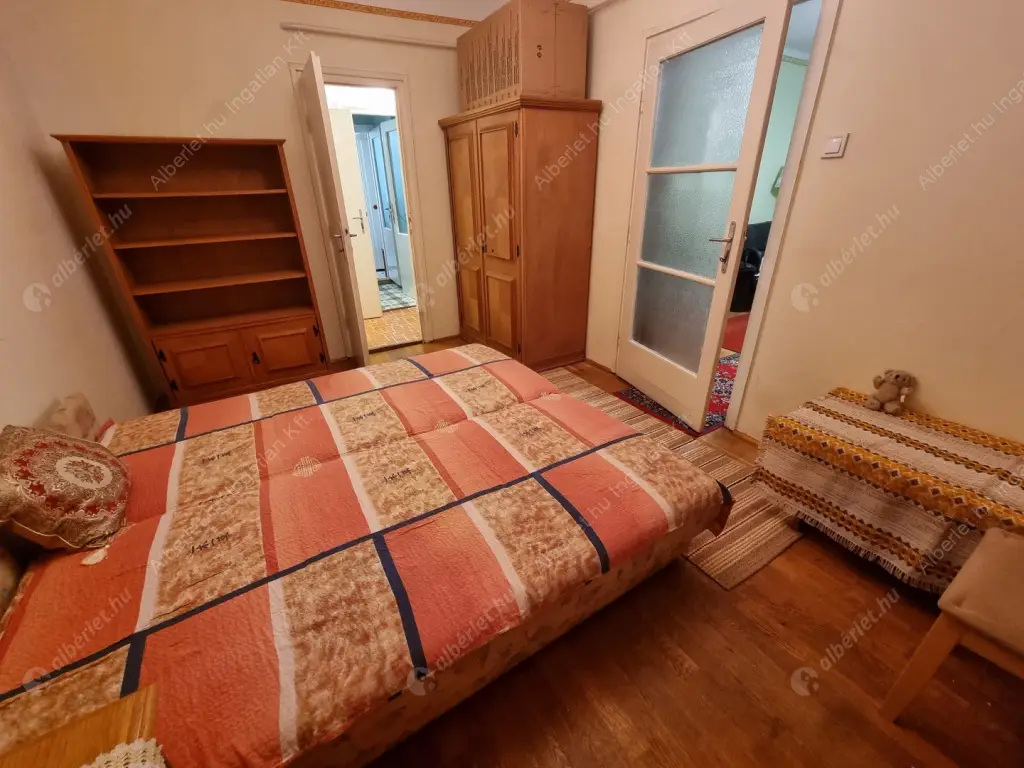 Kiadó albérlet 230000 Ft/hó áron: Budapest, XIV. kerület  Dorozsma köz. Mérete: 70 nm, 3 szobás | Alberlet.hu - 6588707