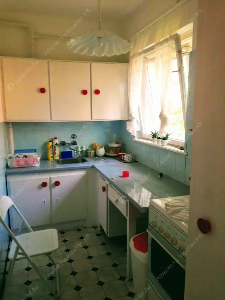 Kiadó albérlet 230000 Ft/hó áron: Budapest, XIV. kerület  Dorozsma köz. Mérete: 70 nm, 3 szobás | Alberlet.hu - 6588710