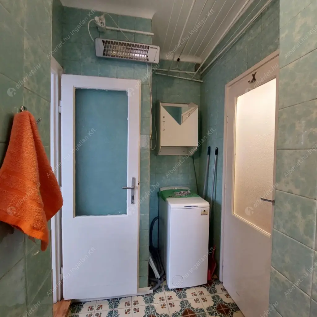 Kiadó albérlet 230000 Ft/hó áron: Budapest, XIV. kerület  Dorozsma köz. Mérete: 70 nm, 3 szobás | Alberlet.hu - 6588711