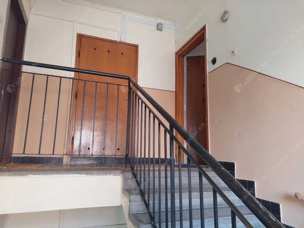 Kiadó albérlet 230000 Ft/hó áron: Budapest, XIV. kerület  Dorozsma köz. Mérete: 70 nm, 3 szobás | Alberlet.hu - 6588726