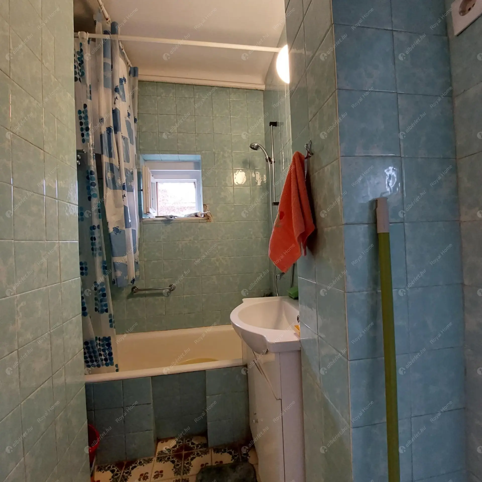 Kiadó albérlet 230000 Ft/hó áron: Budapest, XIV. kerület  Dorozsmai köz . Mérete: 70 nm, 3 szobás | Alberlet.hu - 6464599