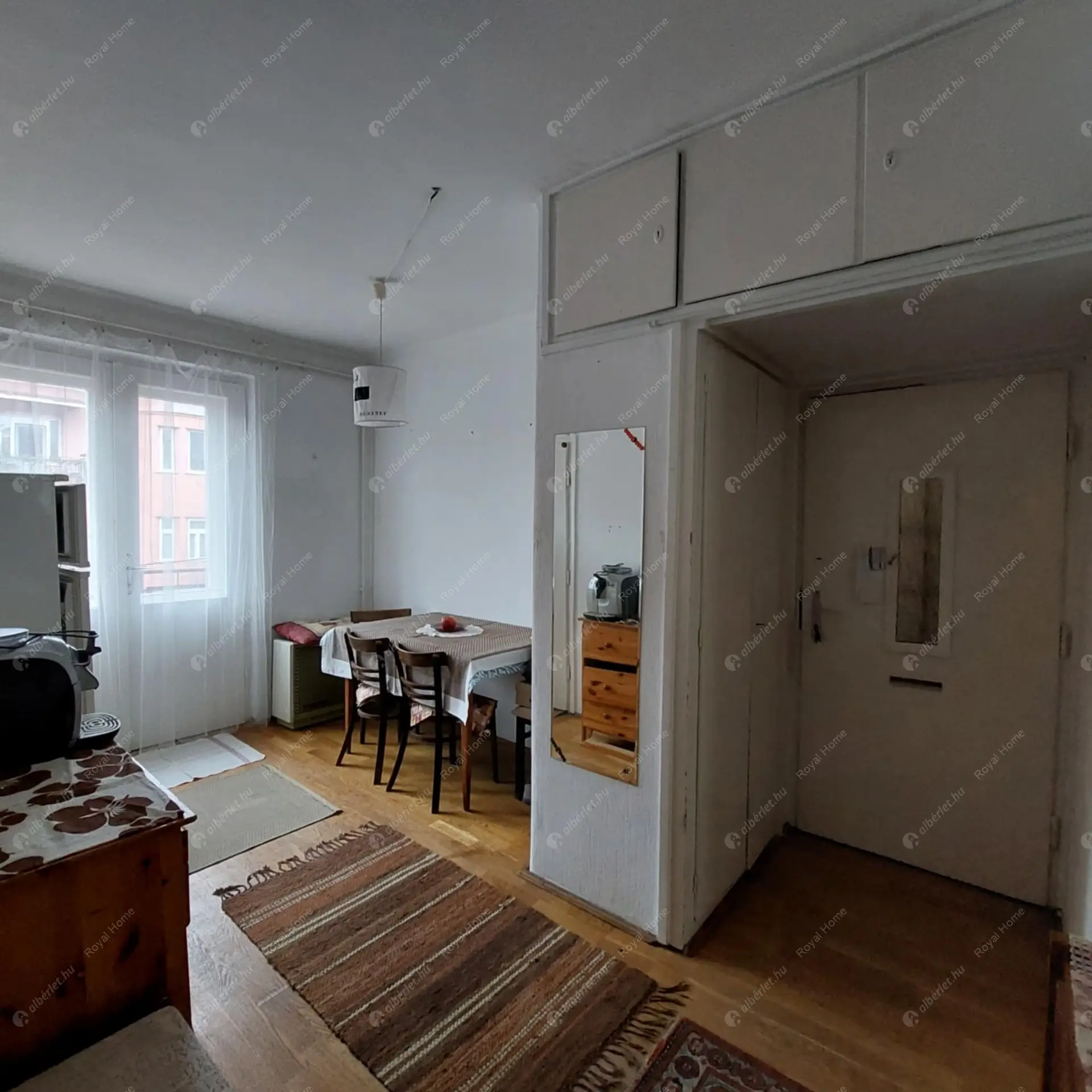 Kiadó albérlet 230000 Ft/hó áron: Budapest, XIV. kerület  Dorozsmai köz . Mérete: 70 nm, 3 szobás | Alberlet.hu - 6464606