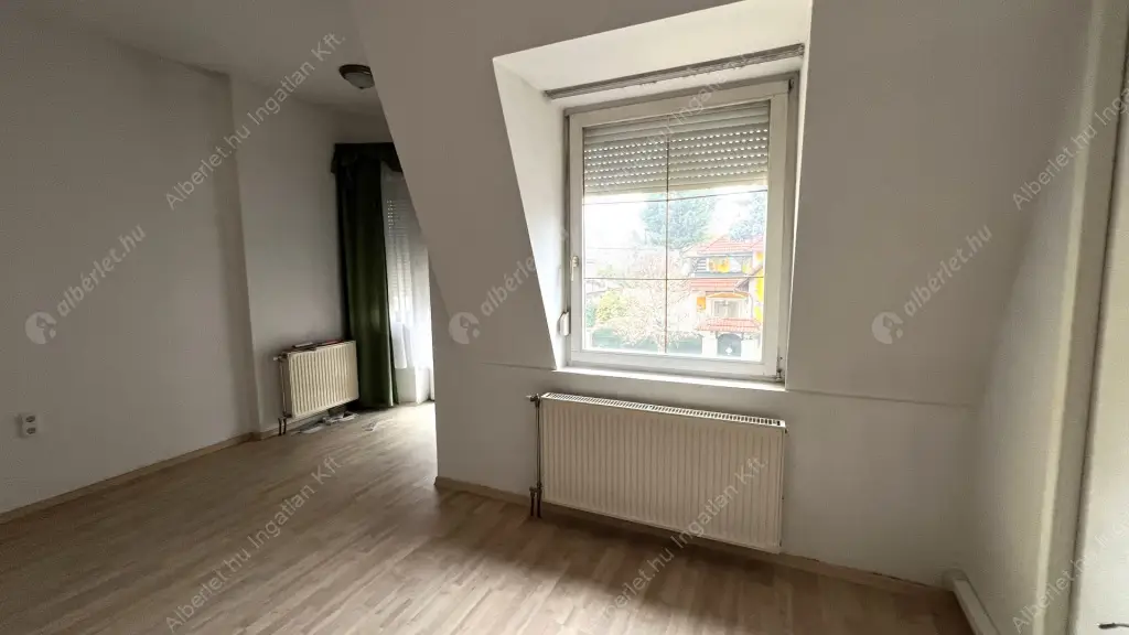 Kiadó albérlet 550000 Ft/hó áron: Budapest, XIV. kerület  Dorozsmai utca. Mérete: 300 nm, 6 szobás | Alberlet.hu - 6626494