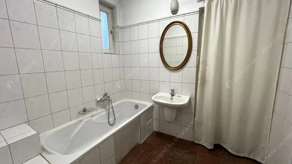Kiadó albérlet 550000 Ft/hó áron: Budapest, XIV. kerület  Dorozsmai utca. Mérete: 300 nm, 6 szobás | Alberlet.hu - 6626497